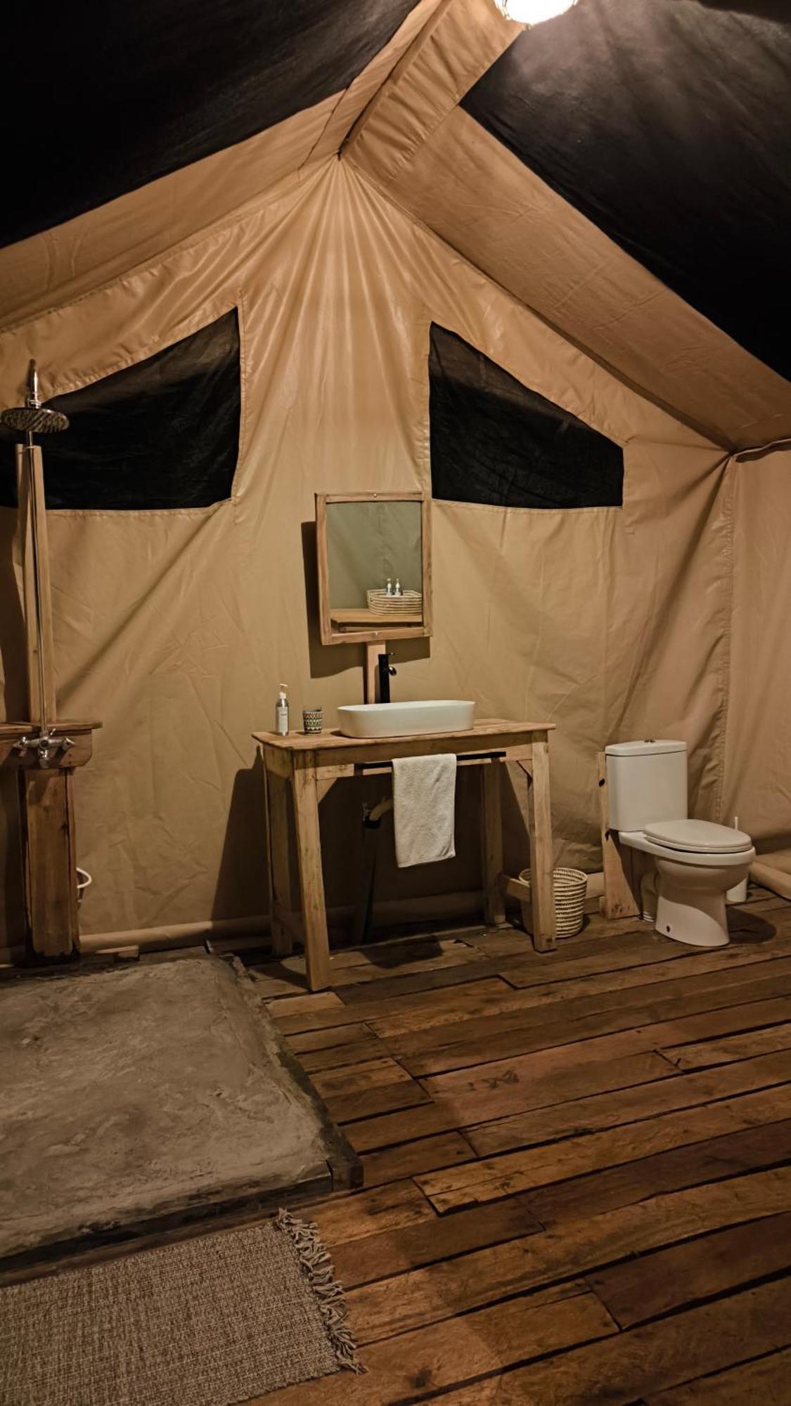 טאלק Julia'S River Camp מראה חיצוני תמונה