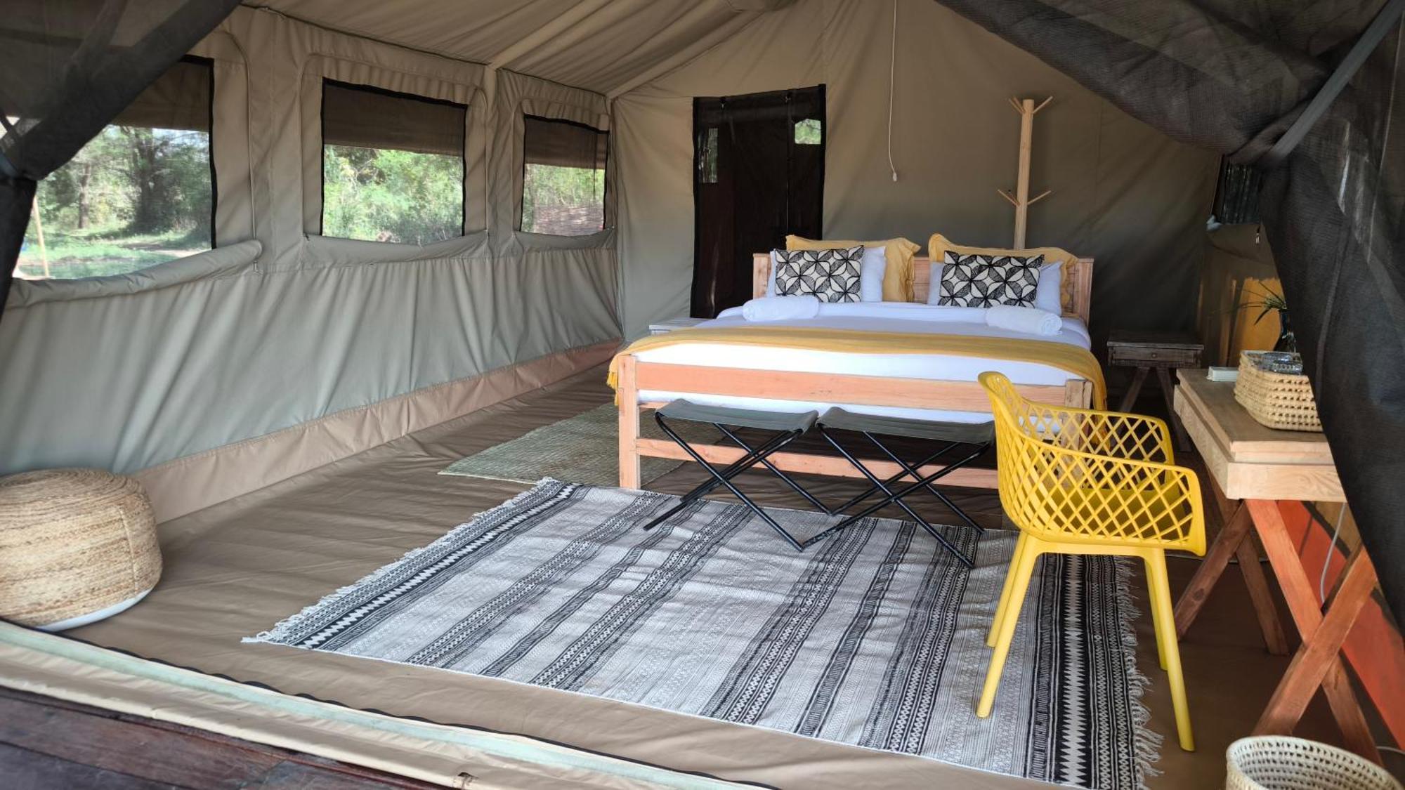 טאלק Julia'S River Camp מראה חיצוני תמונה